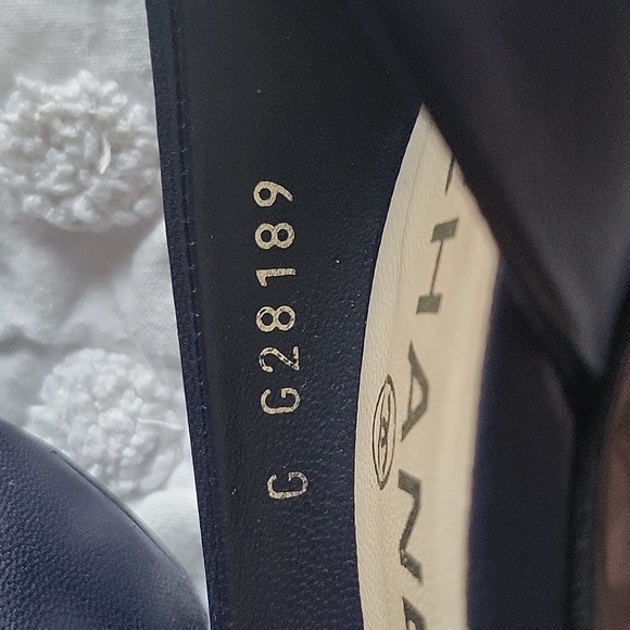 chanel leather heels - Picture 11 of 16